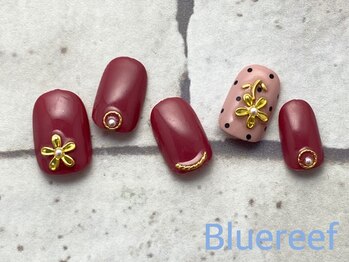 ネイルアンドまつげエクステ ブルーリーフ 四谷三丁目店(Blue Reef)/キュート系フラワーネイル