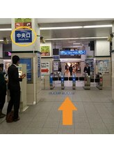 鍼灸 整体院 ひわたし/1.ＪＲ三ノ宮　中央口改札を右へ