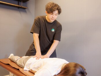 よつ葉整体院/腰から骨盤の調整