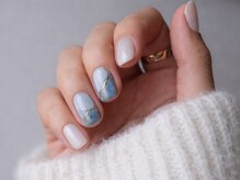 イアラ(era.)/大理石風ニュアンスネイル