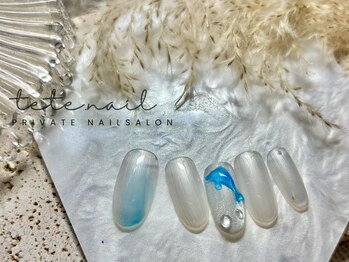 ぷっくりイルカ×水族館アート