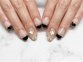 黒フレンチ×クローバー♪