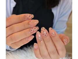 大人ガーリーネイル