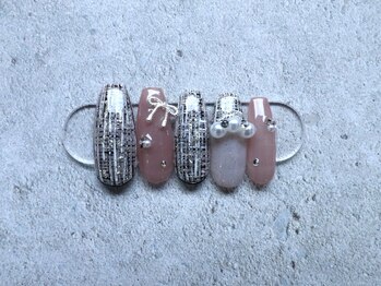 ナナネイルズ(nananails)/定額サンプルB ¥9,000