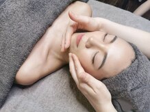 ユフラ(Yufla)/フェイシャルマッサージ