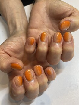 アールエム(Rm)/8月#ネイル