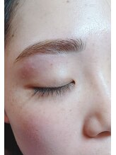 プトゥリ(Putri)/眉カラーベージュ