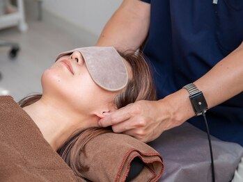 このか/耳をほぐすと全身スッキリ