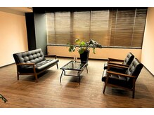 ルッソロッソ(LUSSO ROSSO)/