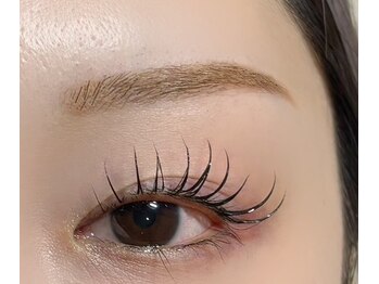 リソワアイラッシュ 尼崎園田(Lisoi eyelash)の写真/韓国風束感デザイン~ナチュラル上品まで◎定番フラットラッシュは120本¥6500。アンドヘルシーもご用意☆