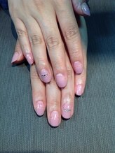 ジュニパーベリー(JUNIPER BERRY)/ジェルネイル