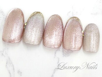 ラグジュアリーネイルズ アカバネ(Luxury Nails Akabane)/うるうる*マグネット