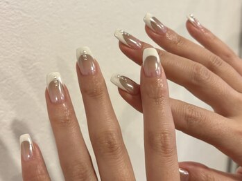 コラット シグネチャー(KORAT signature)/こだわりフレンチネイル