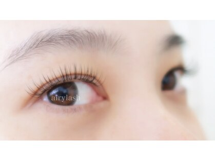 エアリーラッシュ(airy lash)の写真