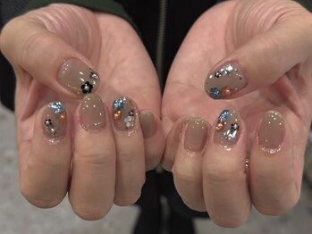 ロミー(Rommy)/arisa指名 ホロフラワーネイル