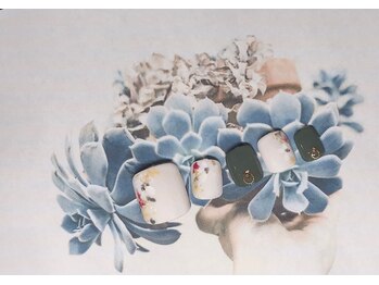 ネイルサロン&スクール ジーナ(GINA)/マットネイル花柄がシック♪