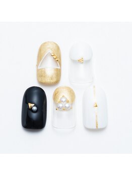イーデザイン ネイル(E.design.Nail)/ERIKA指名限定デザイン¥7780~