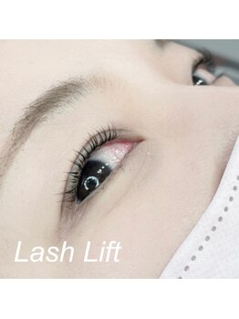 ルチア(Lucia)/まつげパーマ