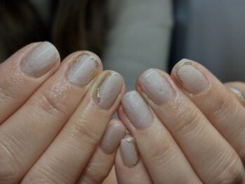 ロナネイル(RONA NAILS)/