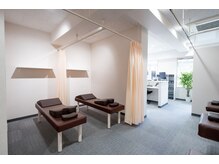 緑橋うららか鍼灸整骨院 整体院の雰囲気（個室も完備でリラックスしていただけます◎【小顔/肩こり/腰痛】）