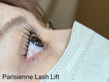 ネロリ バイ エイティスト(neroli by 8ist)/パリジェンヌ［新宿/新宿駅］