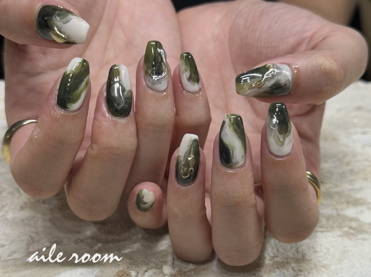 43】ネイルチップニュアンスネイル個性派ネイルグリーン韓国うねうね