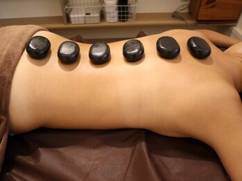 カルナ(carna)の写真/経験豊富な凄腕施術者による極上ケア★頭から足先まで全身オーダーメイド《初回150分¥13,500》