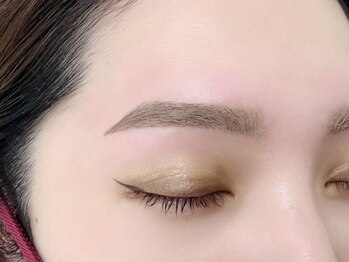 ウタリマツゲ(utari matsuge)/Eyebrow styling