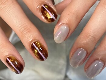 アシメデザインネイル