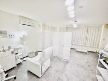 ホワイトニングショップ 札幌(Whitening Shop)の雰囲気（半個室で施術中もリラックスしていただけます♪）
