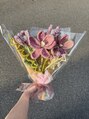アミュー 恵比寿(AMUE)&nbsp;休日は編み物をしたりもします！花束を編みました♪