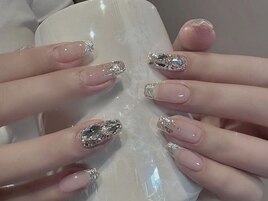 秋冬ネイル　エレガントデザイン