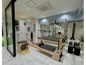 エンブリア(EMBRIA)/完全プライベート空間ピラティス