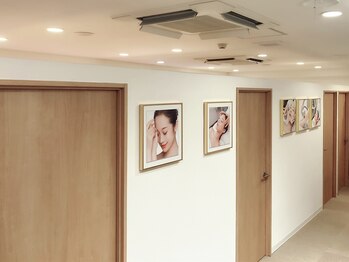 東京ビューティースキンセンター 上野御徒町/明るく清潔感のあるサロン