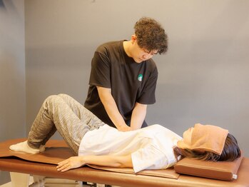 よつ葉整体院/お腹の整体