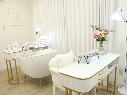 美人ネイル+ 品川高輪店の写真