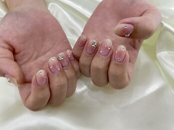 フェリア(Feria)/チークネイル