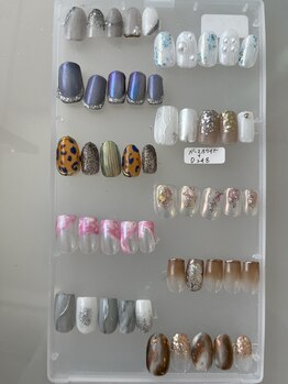 モアネイルズ(MORE-NAILS)/サンプルＡ