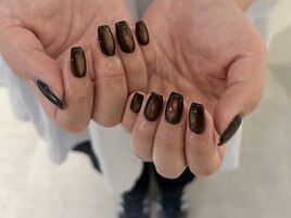 ブラウンマグネットネイル