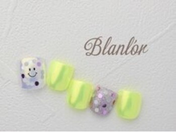 ブランロール 中目黒店(Blanl'or)/FOOT うるうるネオンスマイル