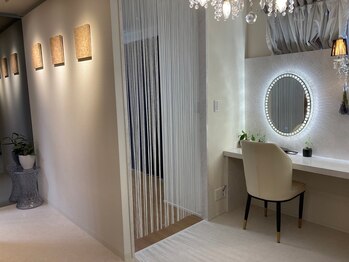 リラセラ(Relathera)/