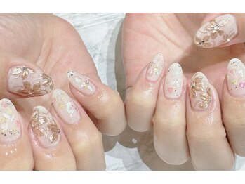 アリイネイルズ(ALII Nails)/フラワーミラーネイル