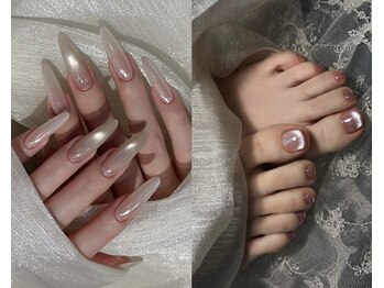 レイ 大宮店(REY)の写真/シンプルで上品なヌーディーネイル。肌馴染みの良い色で手元に極上の艶を☆