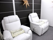 ネイル ミリー(NAIL MILLY)/リクライニングチェアも完備☆