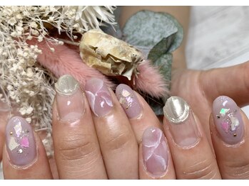 ファンシーローラ(Fancy Rola)/大理石風ネイル