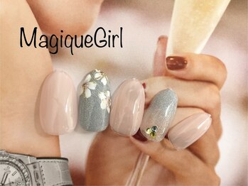 【フラワーネイル】