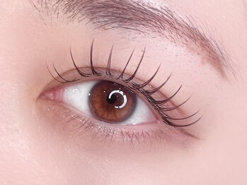 リンベル 西尾店(LINBELLE)の写真/自然なボリューム感を求める方にオススメ◎フラットマットラッシュで理想の上品な目元を叶えます♪