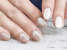 リリー(Lilly)/ナチュラルマグネットネイル