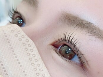 モモナ/パリジェンヌラッシュリフト