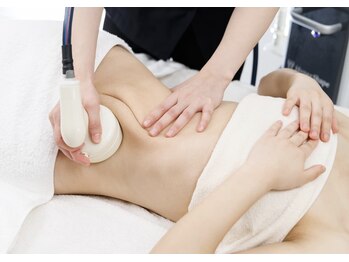 アデアネックス(ADE ANNEX)の写真/年齢を感じる下腹に！くびれ復活ボディメイクでぽっこりお腹も解消